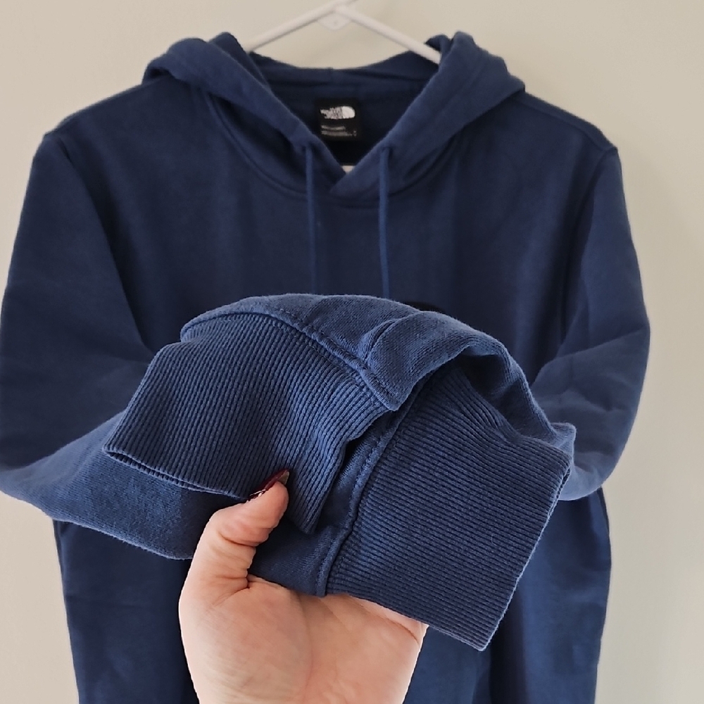The North Face Men/Women/ Navy Hoodie - Picture 5 of 5